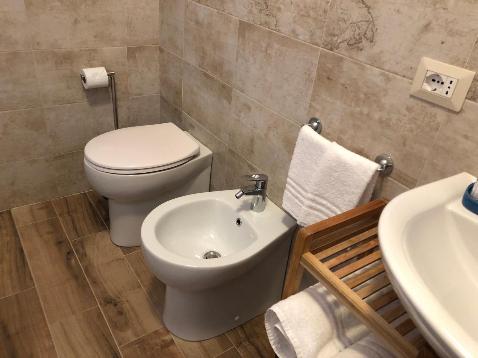 Casa Di Giose Con Garage Apartment Капрарола Екстериор снимка